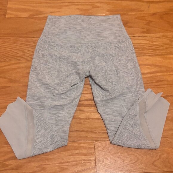 Lululemon Wunder Under Crop Scallop Leggings - SEE DESCRIPTION - Size 4 - Picture 6 of 6